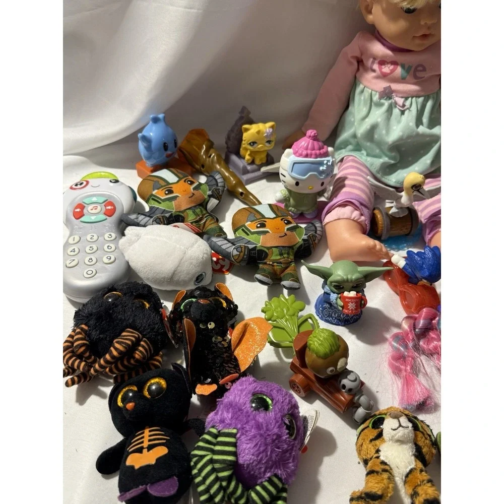 Lot of 30 Mixed Toys TY Beanie Boos Hello Kitty Grogu Plush Figures Doll More